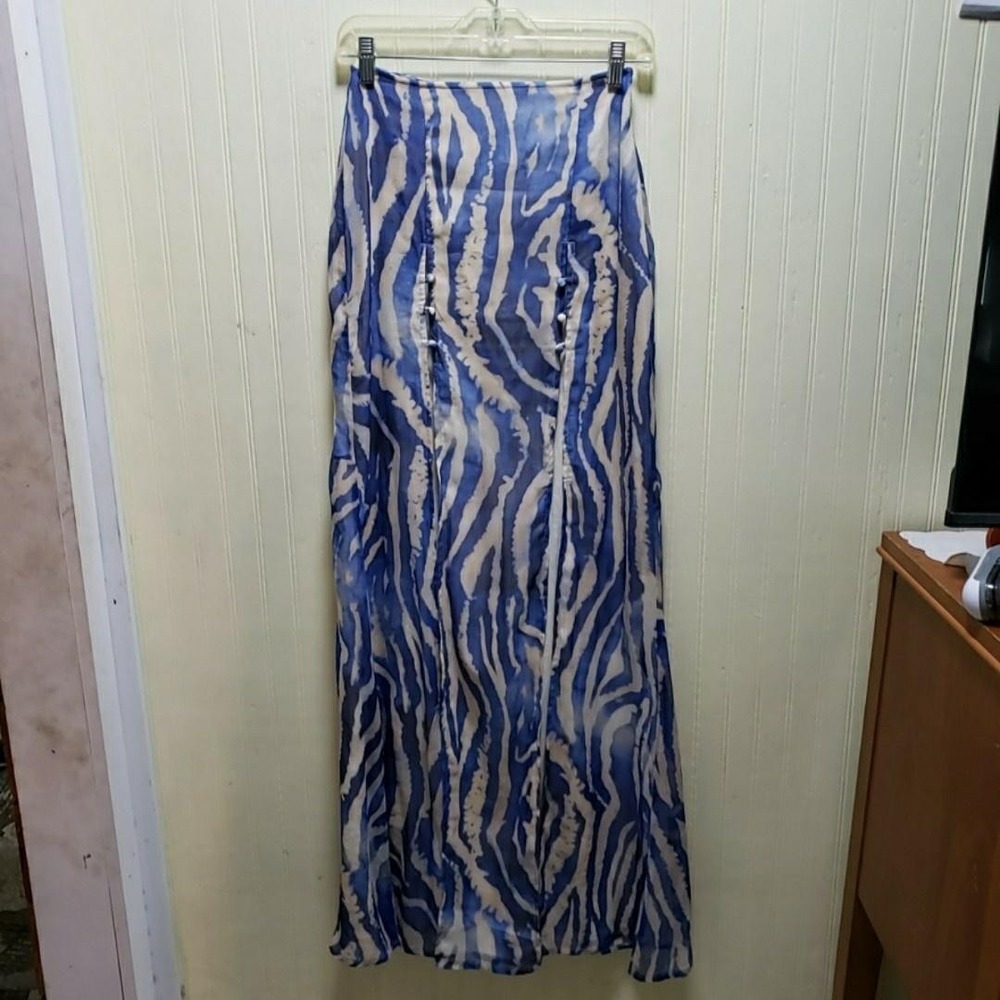 ASOS DESIGN Skirt Womens 2 Blue Animal Print A-Line Long Chiffon Lined Slit